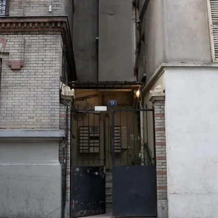 Charming & Cosy Studio Near The Buttes Chaumont Apartment *