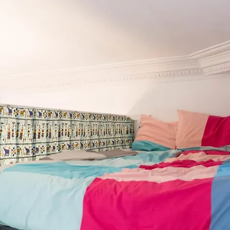 Charming & Cosy Studio Near The Buttes Chaumont Apartment